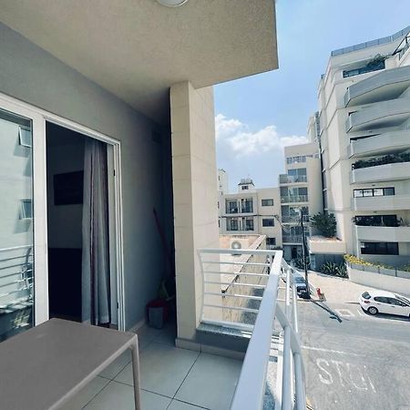 Saint Julian's Stylish Modern Central Apartment 4 Paceville מראה חיצוני תמונה