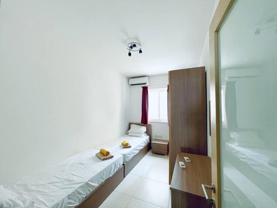 Saint Julian's Stylish Modern Central Apartment 4 Paceville מראה חיצוני תמונה